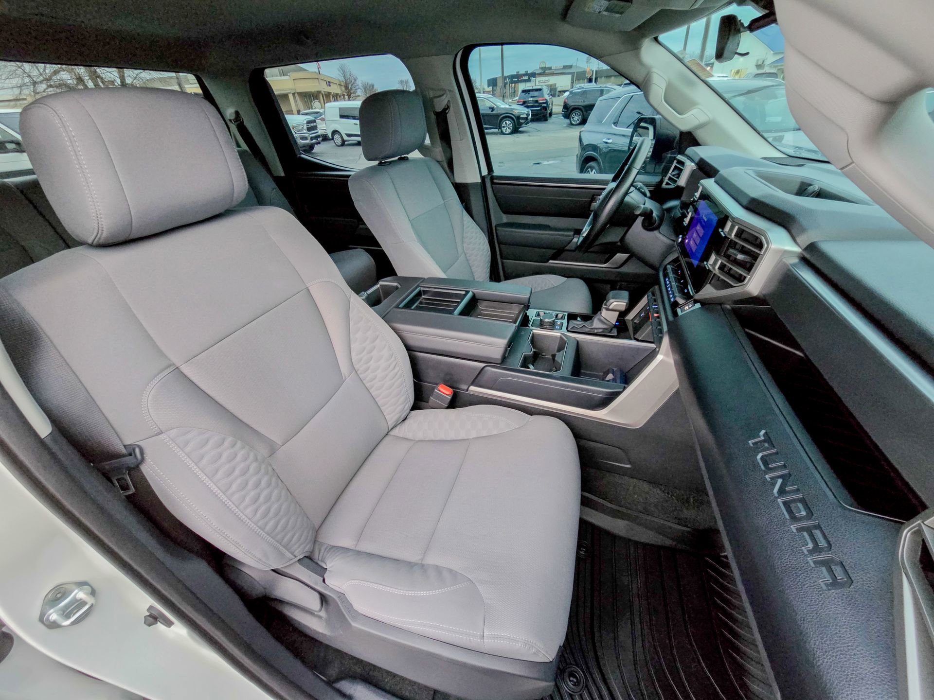 Used 2024 Toyota Tundra SR5 image 31