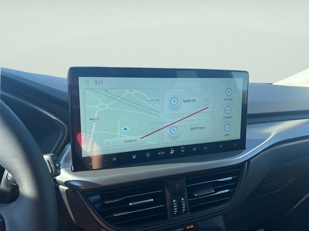 New 2025 Ford Escape SE w/ Class II Trailer Tow Package image 24