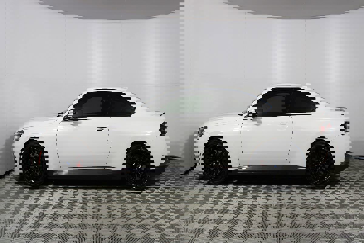 Used 2022 BMW 230i Coupe w/ Premium Package 2 image 32