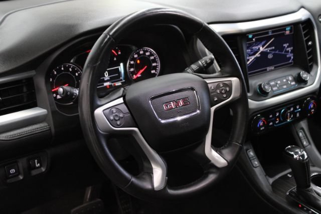 Used 2017 GMC Acadia SLT AWD/4WD image 14