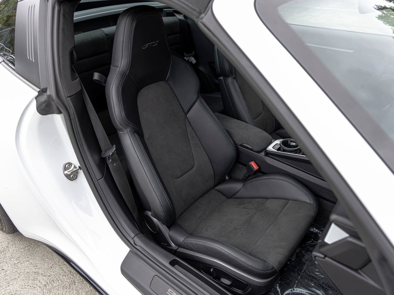 Certified 2022 Porsche 911 Targa 4 GTS AWD/4WD image 54