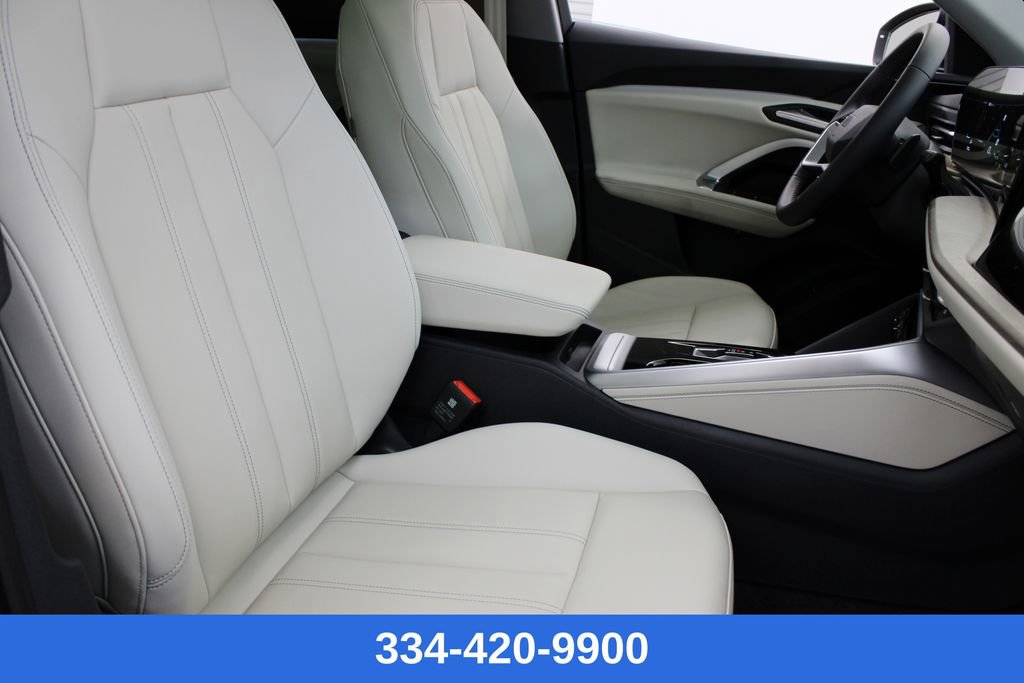 New 2025 Audi Q5 Premium image 23