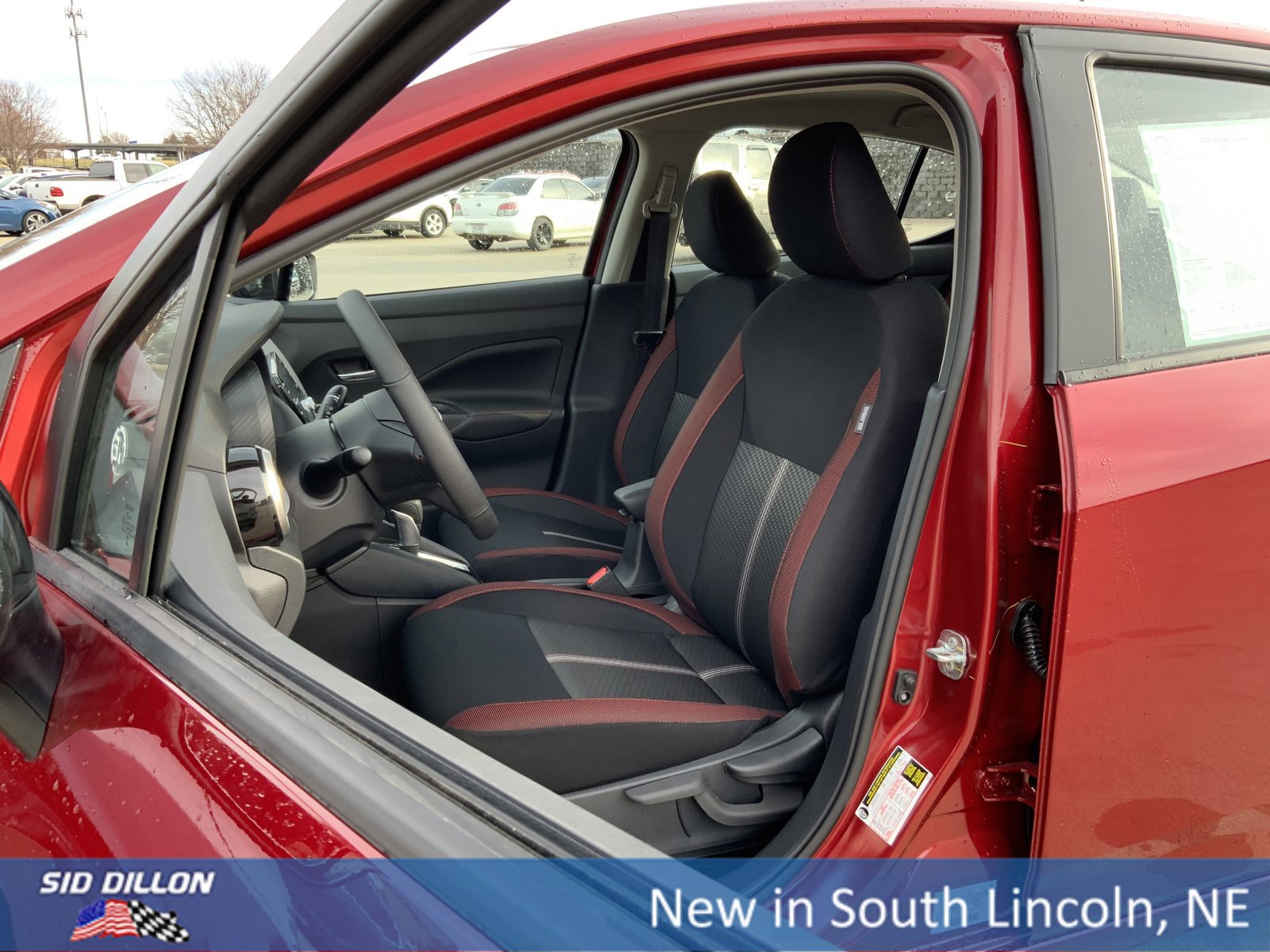 New 2025 Nissan Versa SR w/ Trunk Package image 9