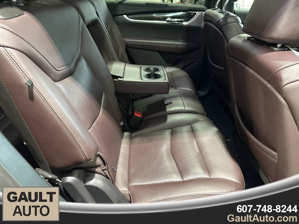 Used 2022 Cadillac XT6 Premium Luxury image 22