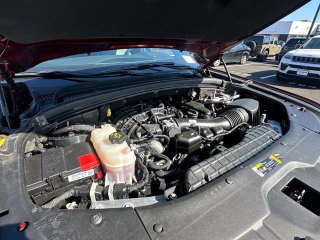 Used 2025 Jeep Grand Cherokee Altitude image 17