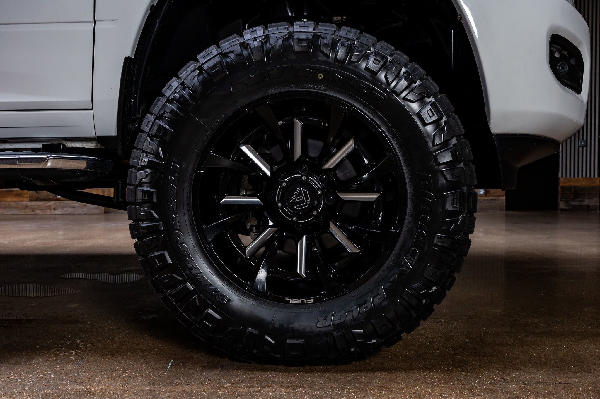 Used 2023 RAM 3500 Laramie AWD/4WD image 11