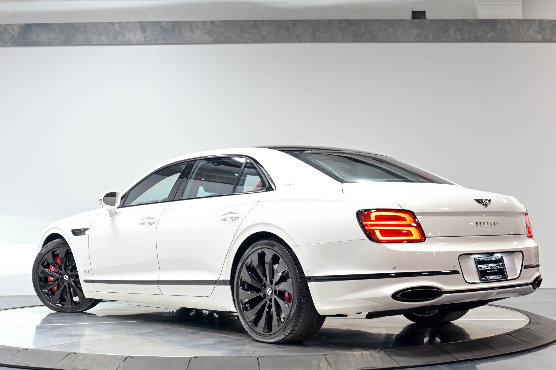 Used 2021 Bentley Flying Spur W12 w/ First Edition Specification AWD/4WD image 60