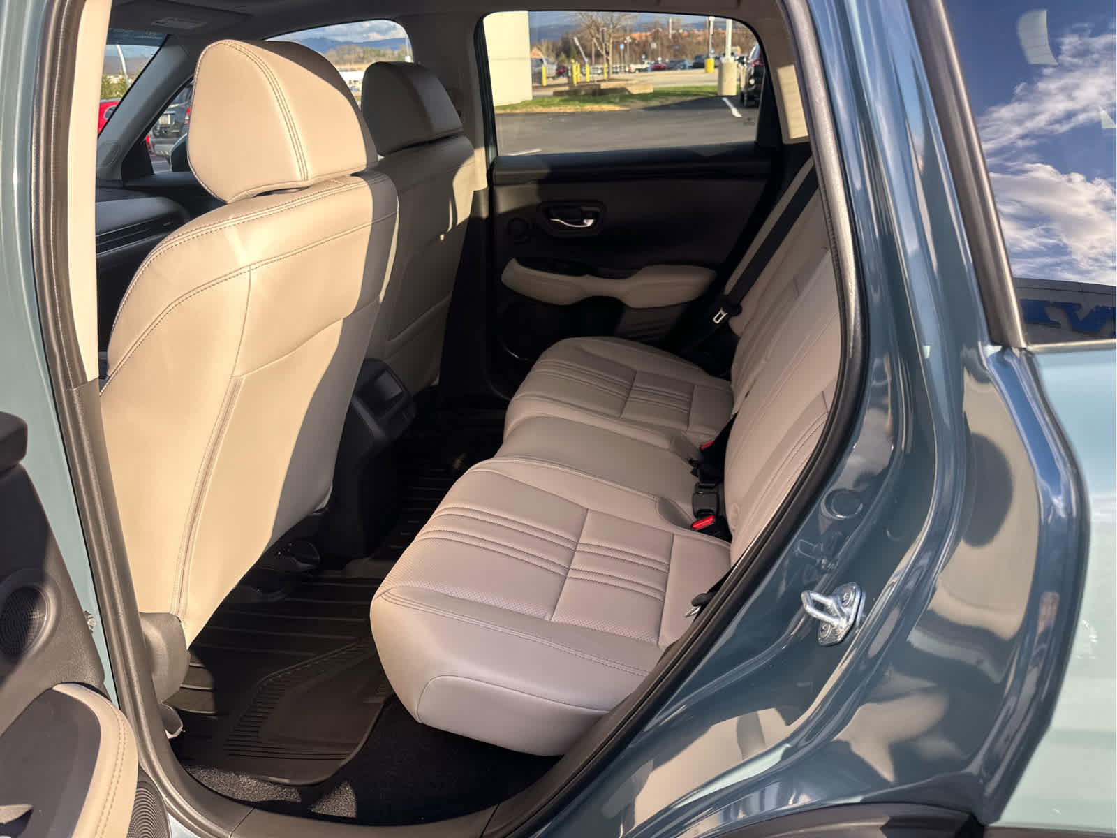 Certified 2026 Honda HR-V EX-L image 40