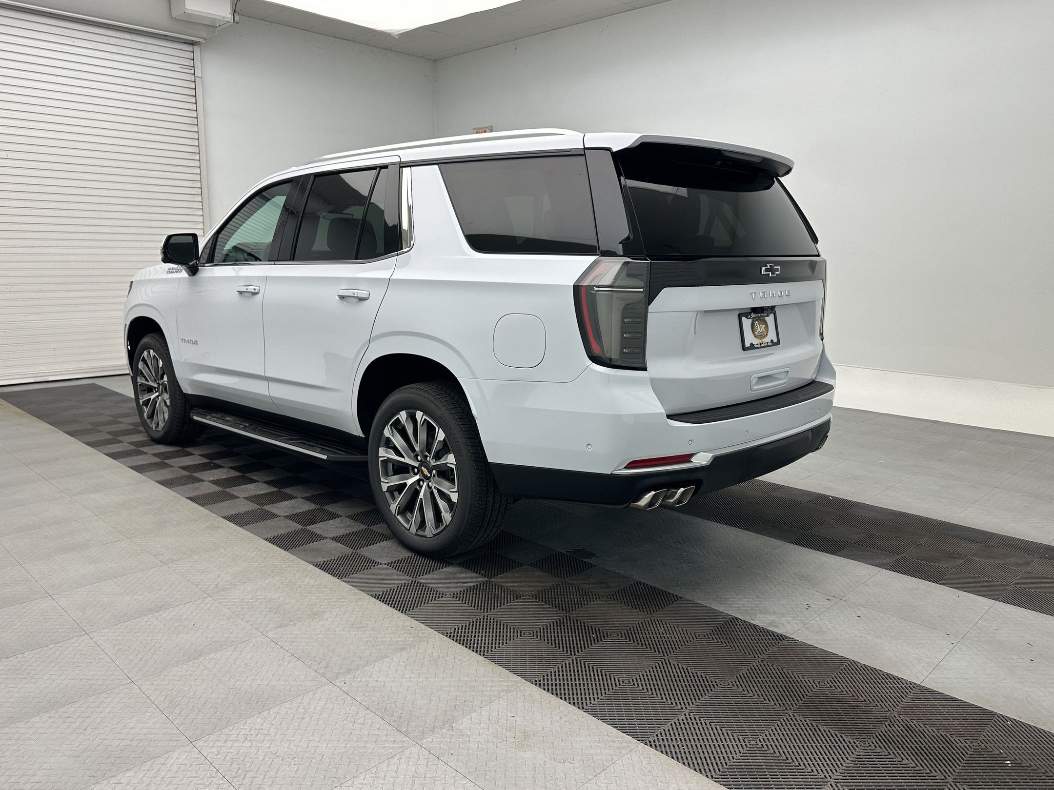 New 2026 Chevrolet Tahoe High Country w/ Sun And Tow Package AWD/4WD image 3