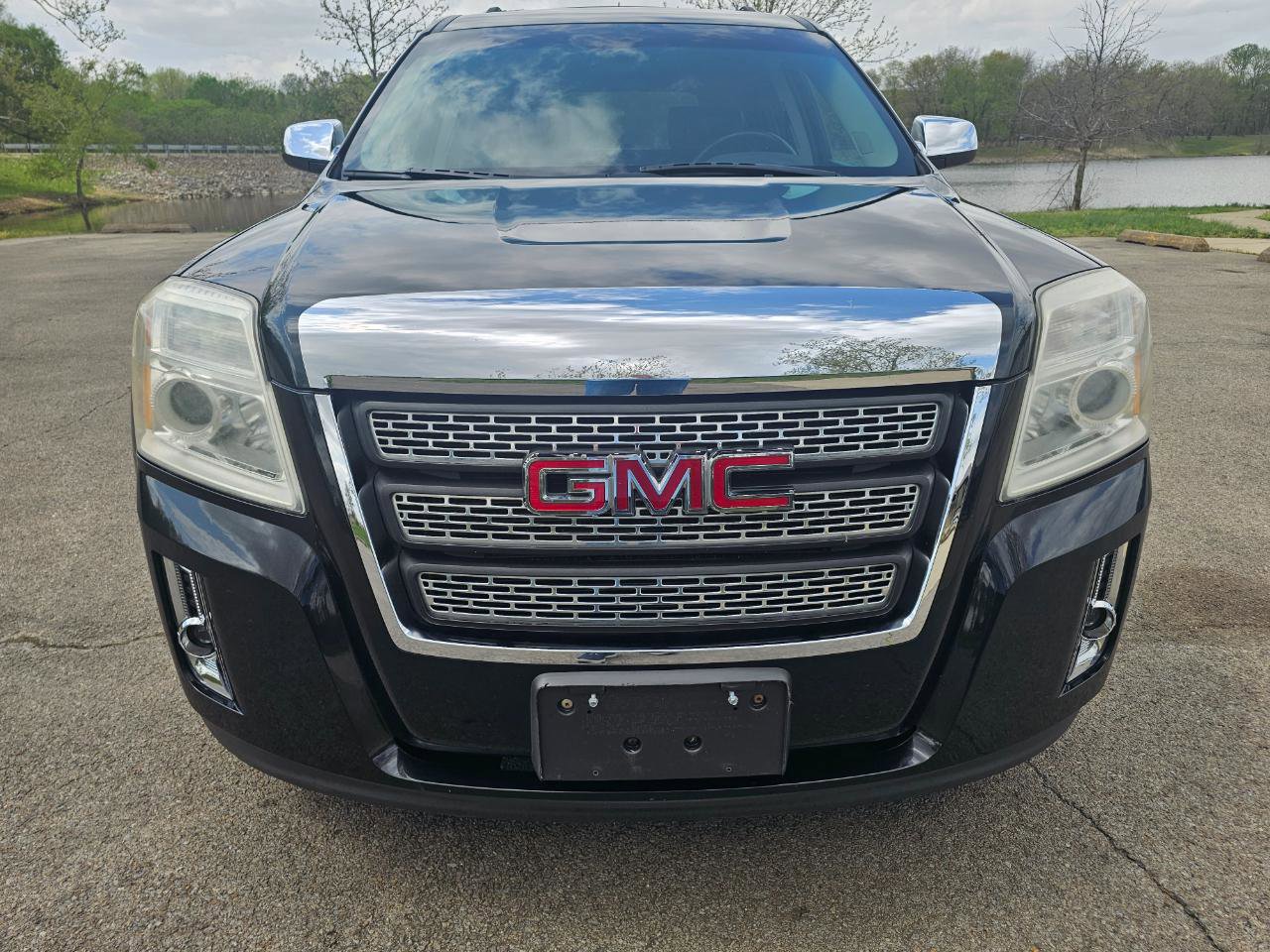 Used 2011 GMC Terrain SLT w/ Cargo Package AWD/4WD image 13