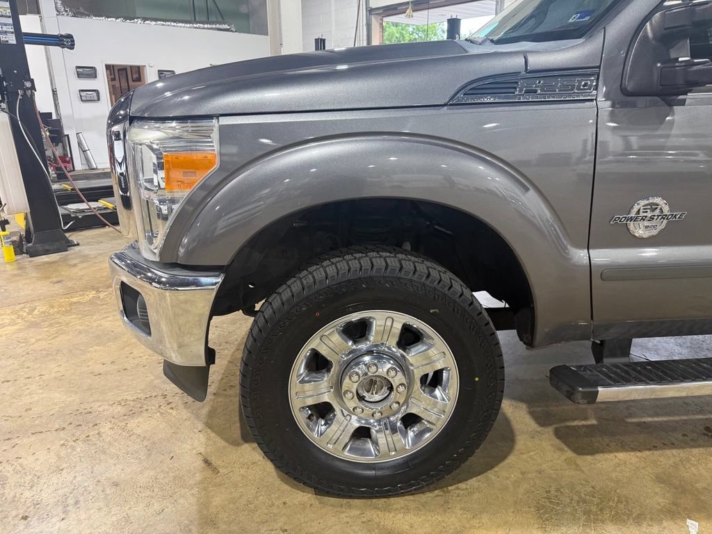 Used 2013 Ford F250 Lariat w/ Lariat Ultimate Pkg AWD/4WD image 10