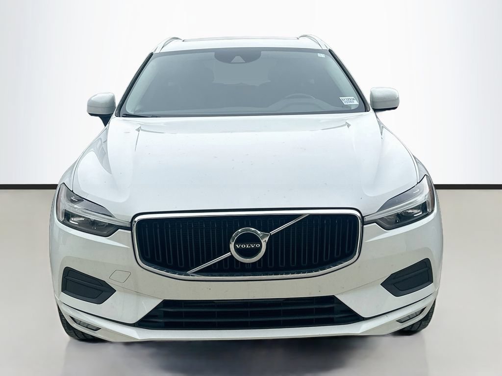 Used 2021 Volvo XC60 T5 Momentum w/ Protection Package Premier FWD image 2