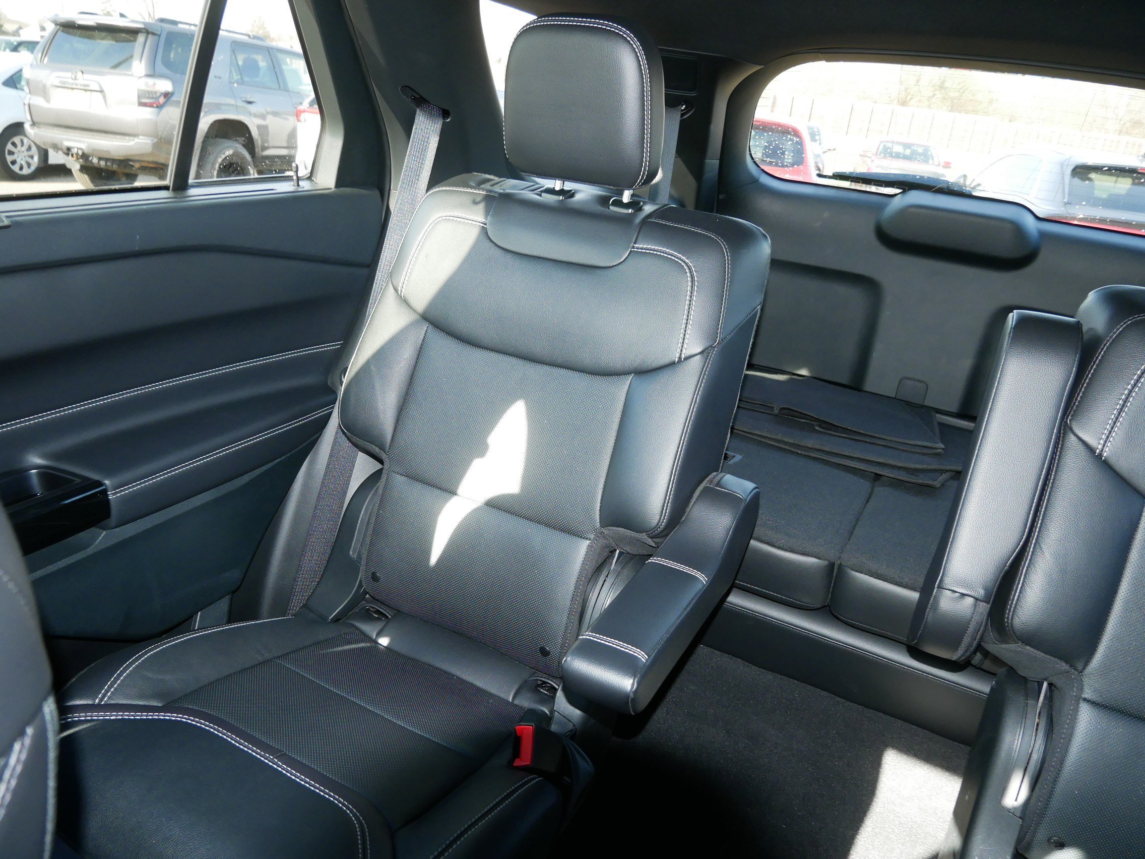 Used 2024 Ford Explorer ST w/ Equipment Group 401A AWD/4WD image 12
