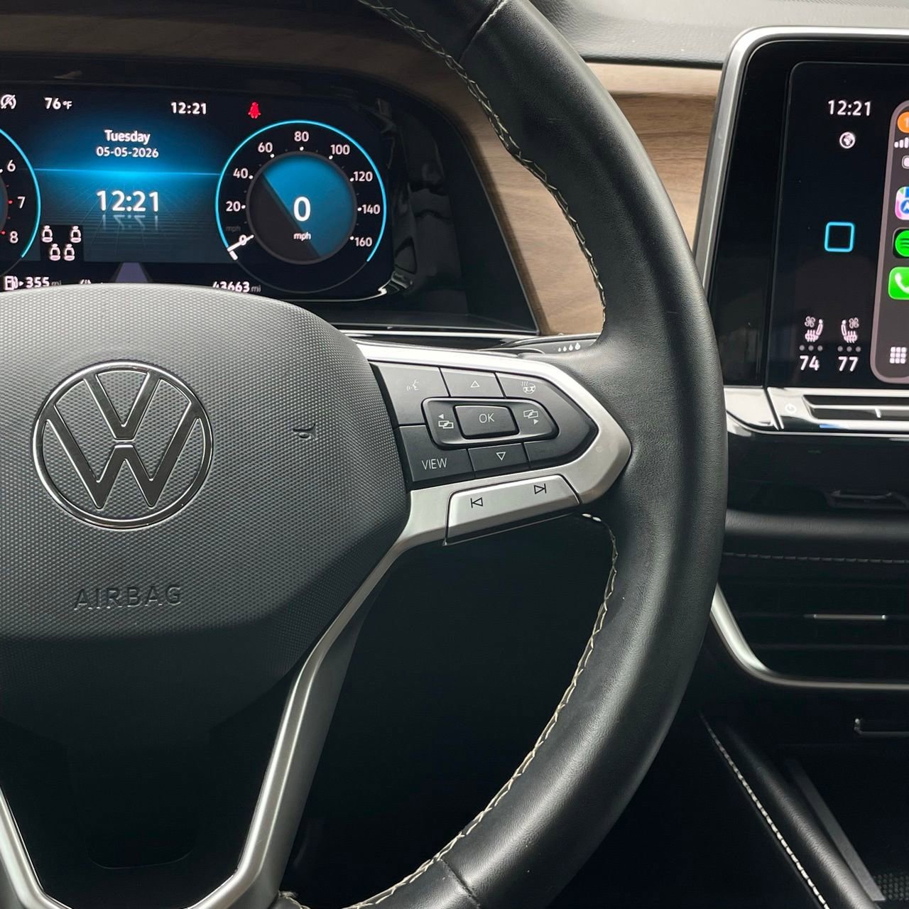 Used 2024 Volkswagen Atlas SE FWD image 14