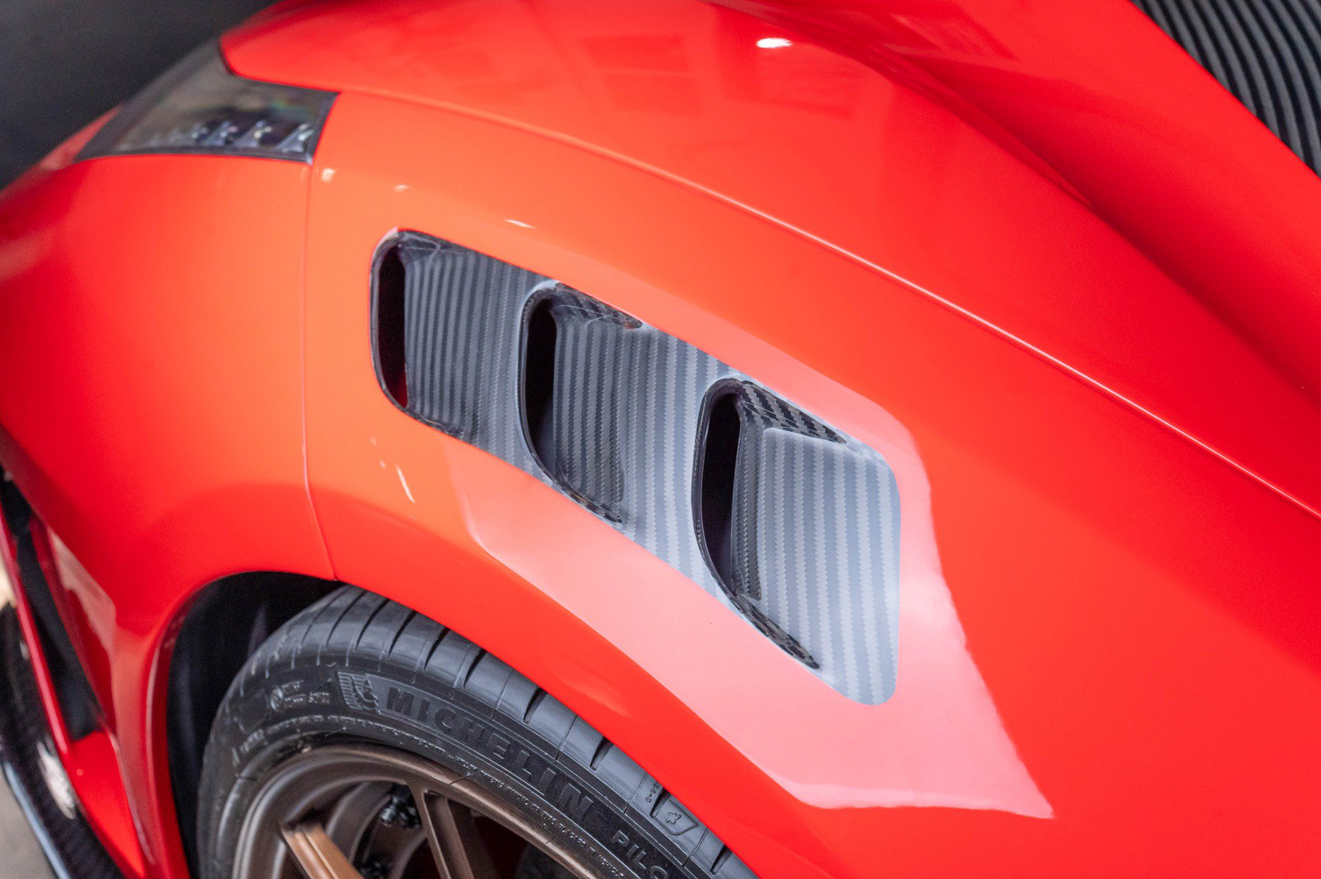 Used 2016 Ferrari 488 GTB RWD image 43