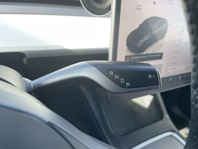 Used 2023 Tesla Model Y Long Range image 16