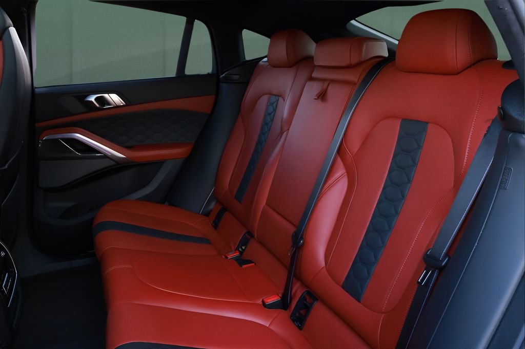 Used 2022 BMW X6 M w/ Competition Package AWD/4WD image 20