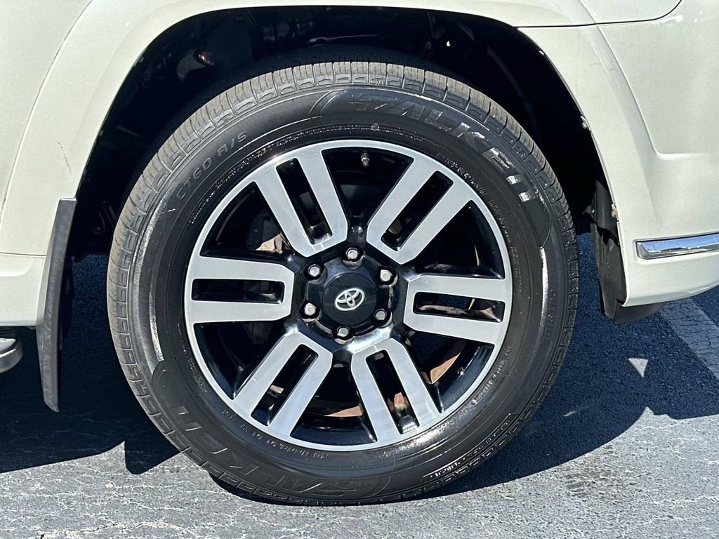 Used 2019 Toyota 4Runner Limited AWD/4WD image 10