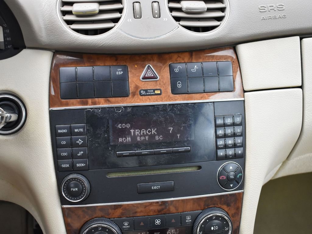 Used 2008 Mercedes-Benz CLK 350 Cabriolet image 18