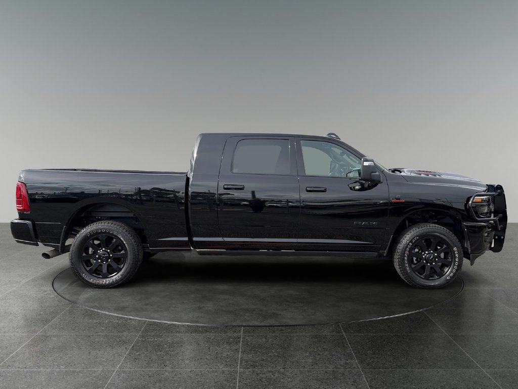 Used 2026 RAM 3500 Laramie AWD/4WD image 10