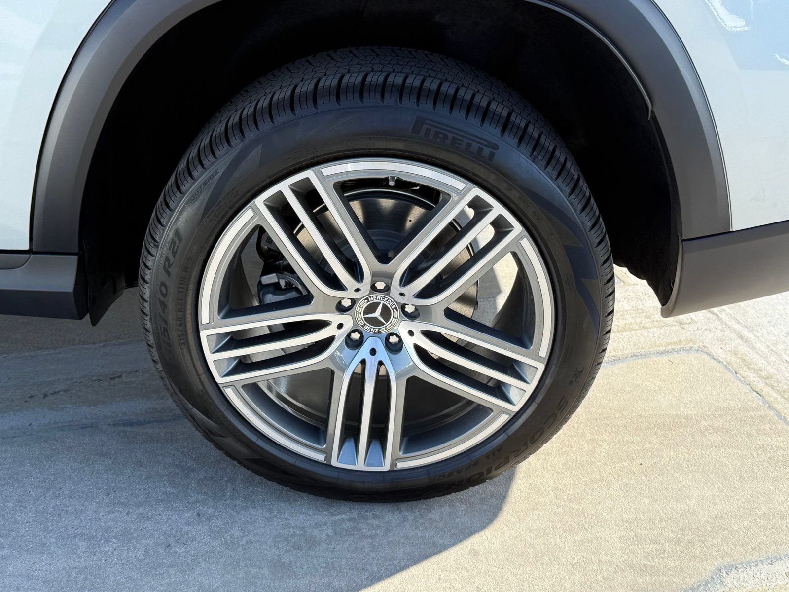 New 2026 Mercedes-Benz GLS 450 4MATIC image 14