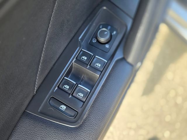 Used 2020 Volkswagen Tiguan SEL Premium R-Line AWD/4WD image 25