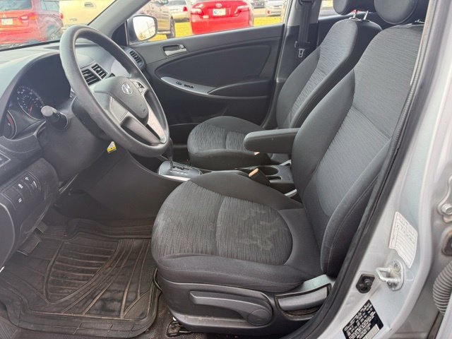 Used 2016 Hyundai Accent SE FWD image 17