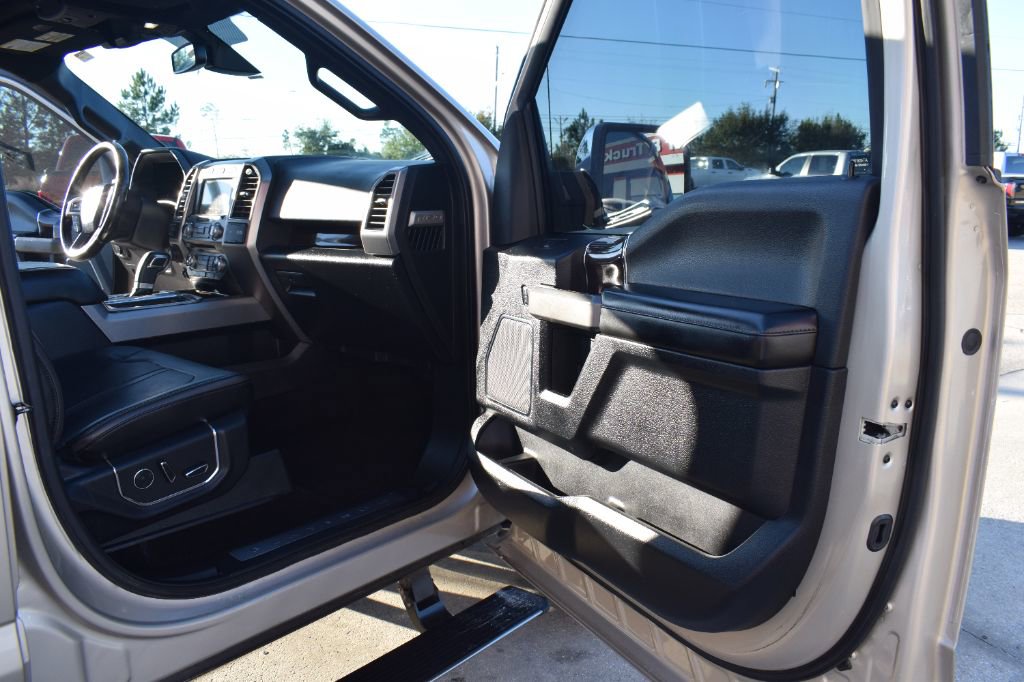 Used 2017 Ford F150 Platinum w/ Technology Package image 17