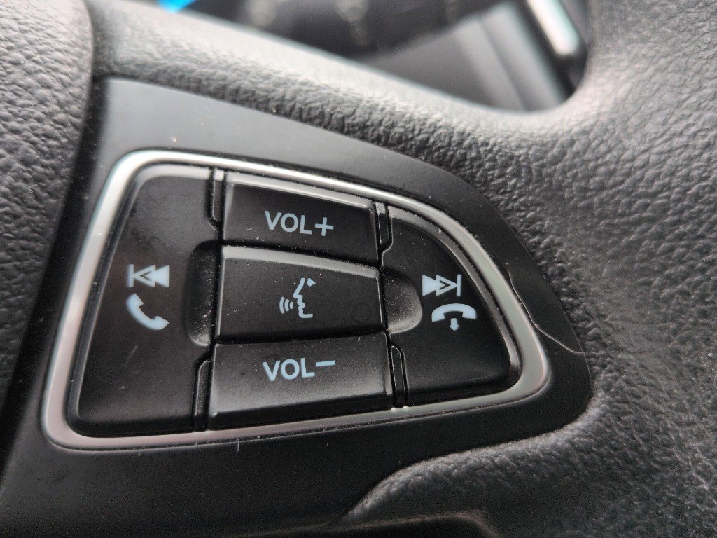 Used 2019 Ford Escape SE image 14