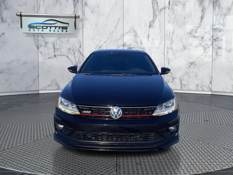 Used 2018 Volkswagen Jetta GLI FWD image 4