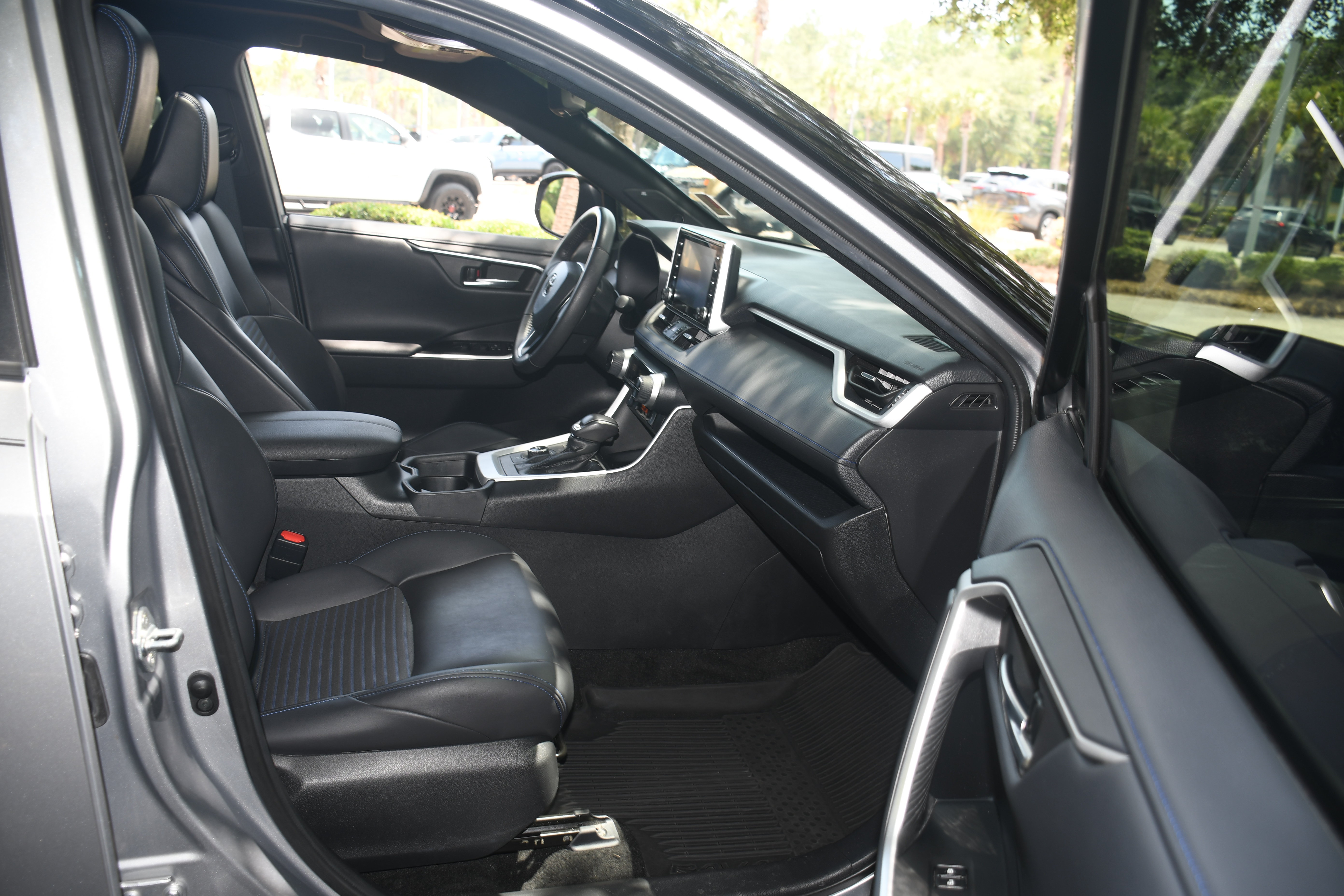 Certified 2021 Toyota RAV4 XSE AWD/4WD image 21