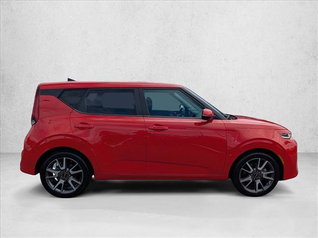 Used 2022 Kia Soul Turbo image 4