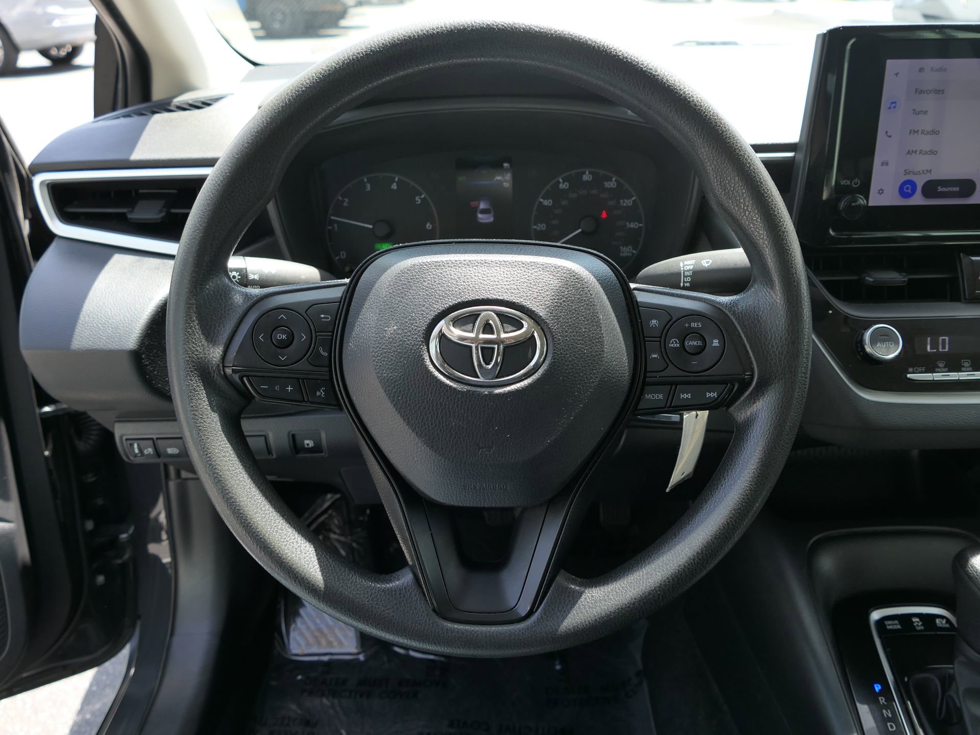 Used 2023 Toyota Corolla LE FWD image 18