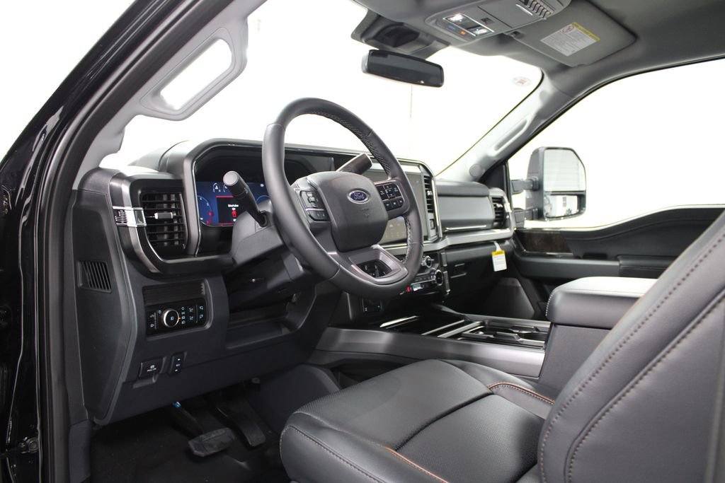New 2026 Ford F250 Lariat w/ Black Appearance Package image 25