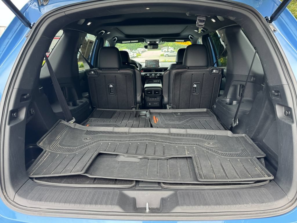 Used 2023 Honda Pilot TrailSport image 16