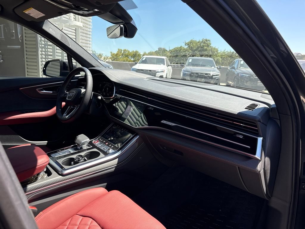 Used 2025 Audi SQ7 Prestige AWD/4WD image 15