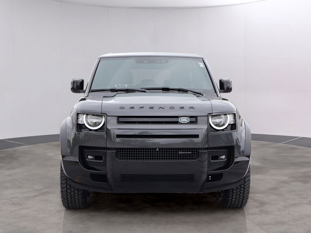 Used 2022 Land Rover Defender 90 X-Dynamic S AWD/4WD image 2