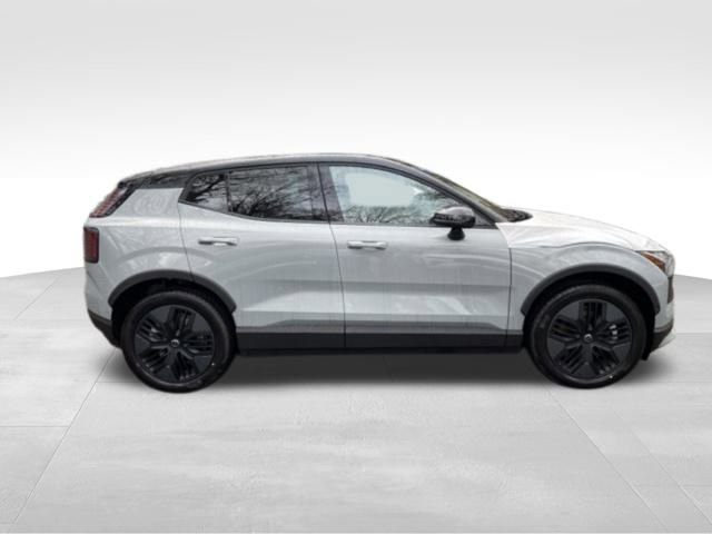 New 2026 Volvo EX30 Cross Country Ultra image 8