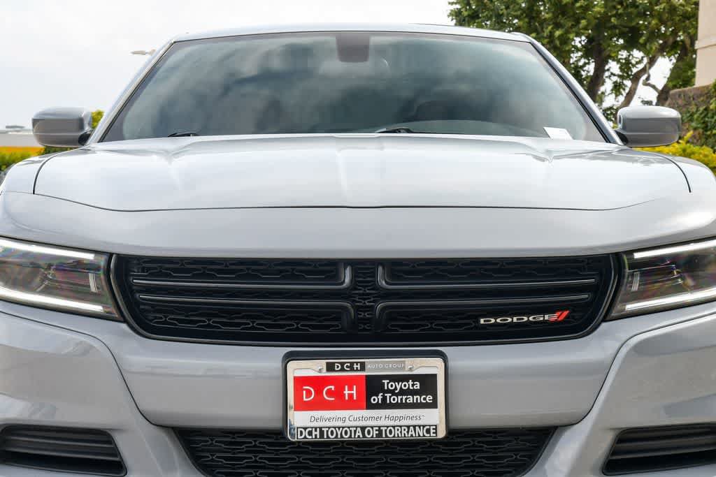 Used 2022 Dodge Charger SXT w/ Cold Weather Package RWD image 5