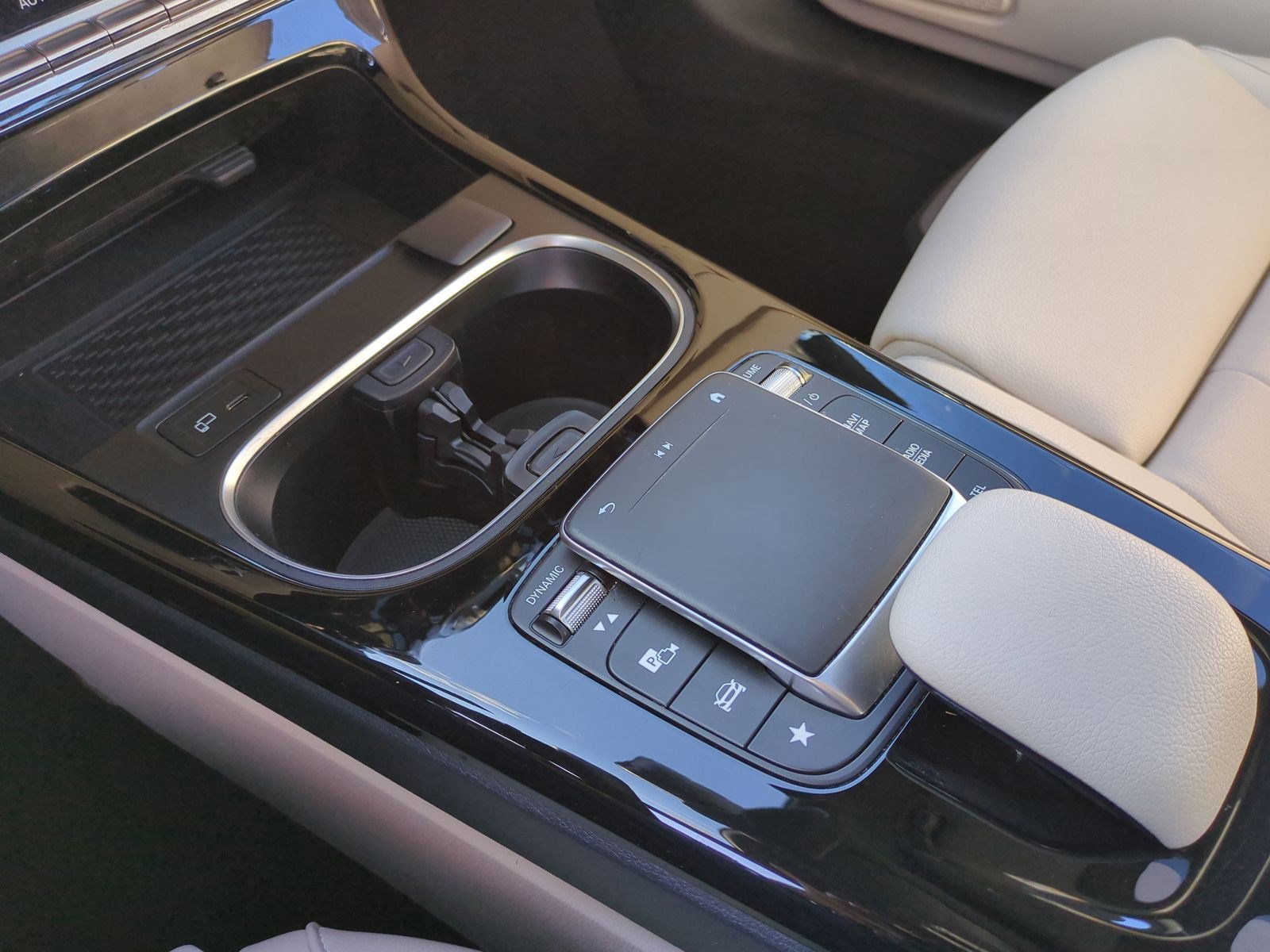 Used 2023 Mercedes-Benz CLA 250 250 image 27