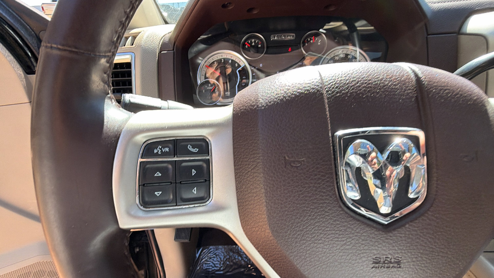 Used 2013 RAM 2500 Laramie w/ Convenience Group image 27