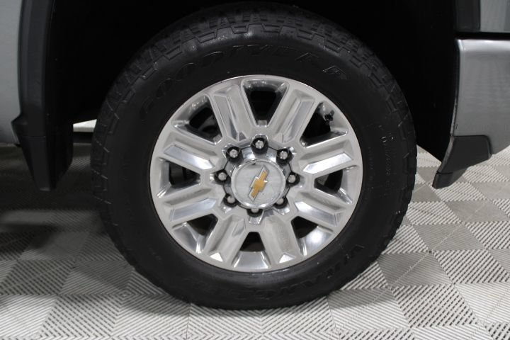 Used 2024 Chevrolet Silverado 2500 High Country w/ High Country Premium Package AWD/4WD image 44