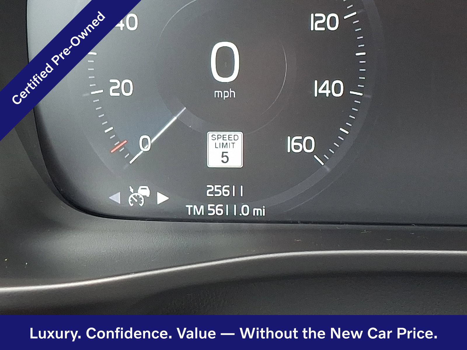 Certified 2022 Volvo XC40 T5 R-Design w/ Advanced Package AWD/4WD image 21