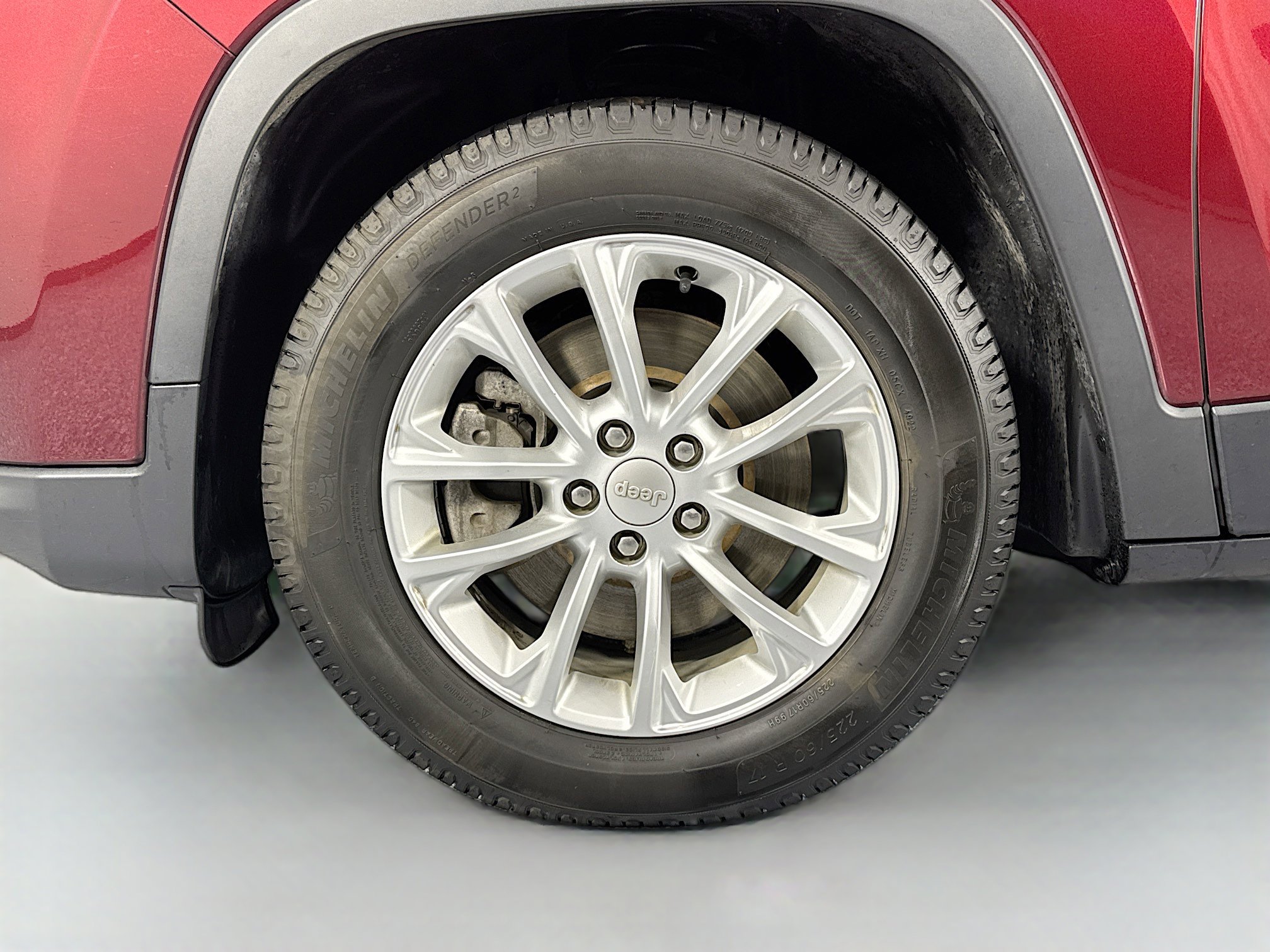 Used 2019 Jeep Cherokee Latitude w/ Cold Weather Group image 30