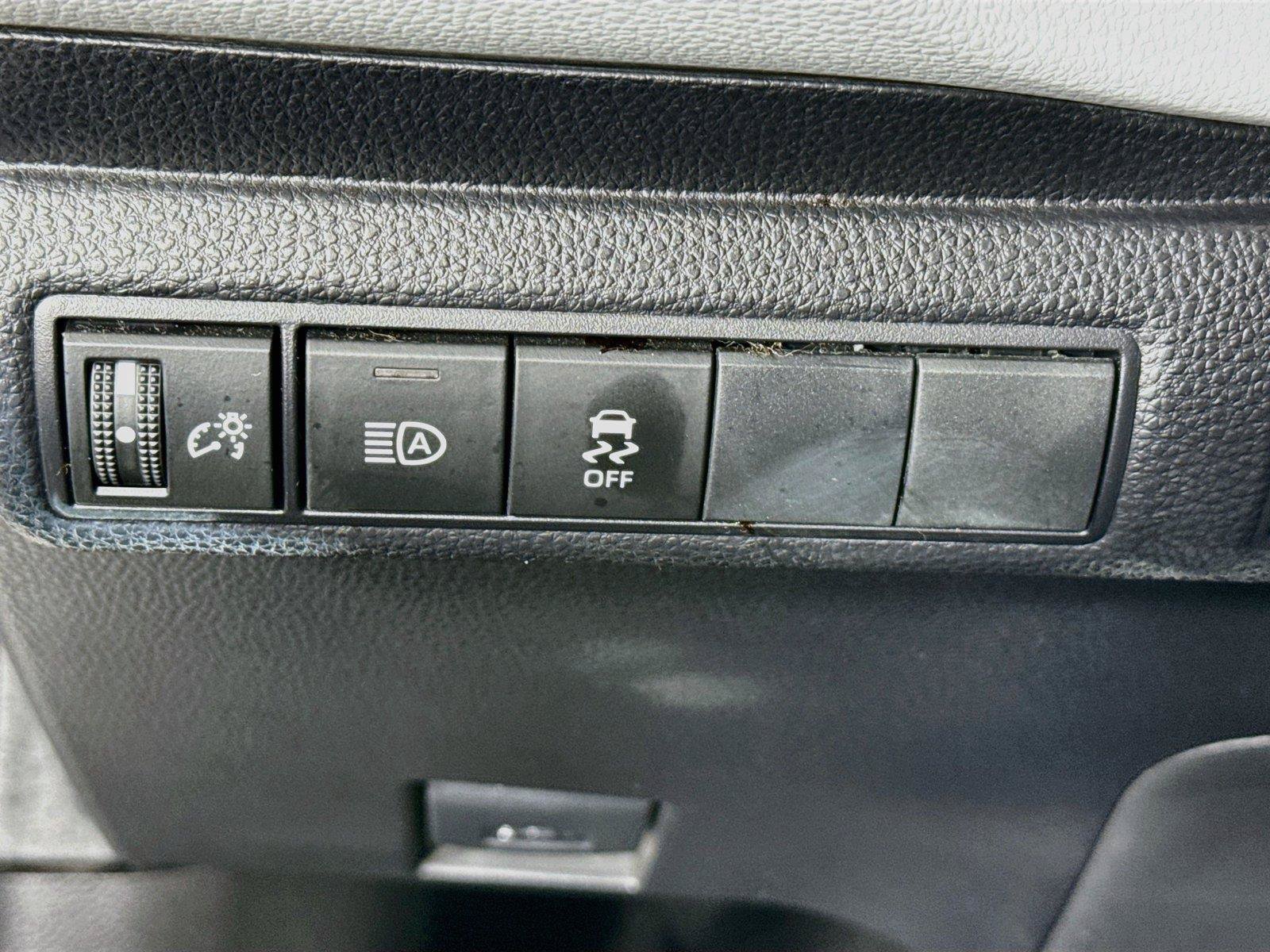 Certified 2023 Toyota Corolla SE FWD image 14