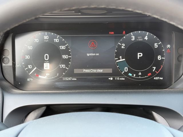 Used 2025 Land Rover Discovery Sport Dynamic SE image 11