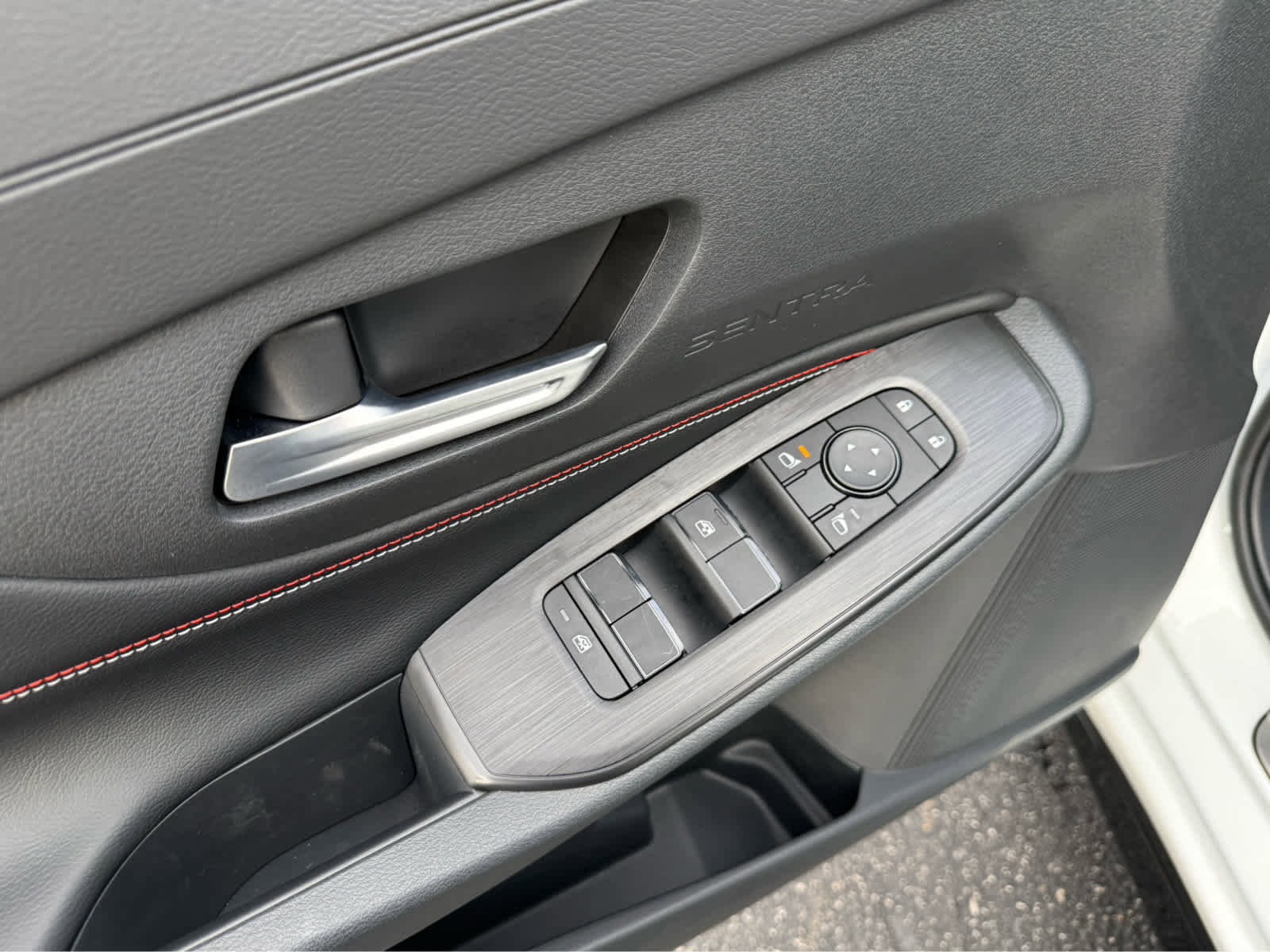 New 2026 Nissan Sentra SR w/ Floor Mat Package FWD image 20