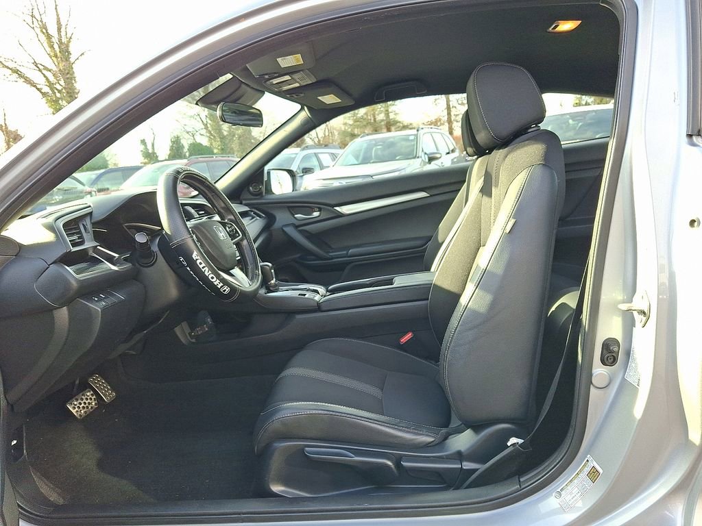 Used 2020 Honda Civic Sport image 11