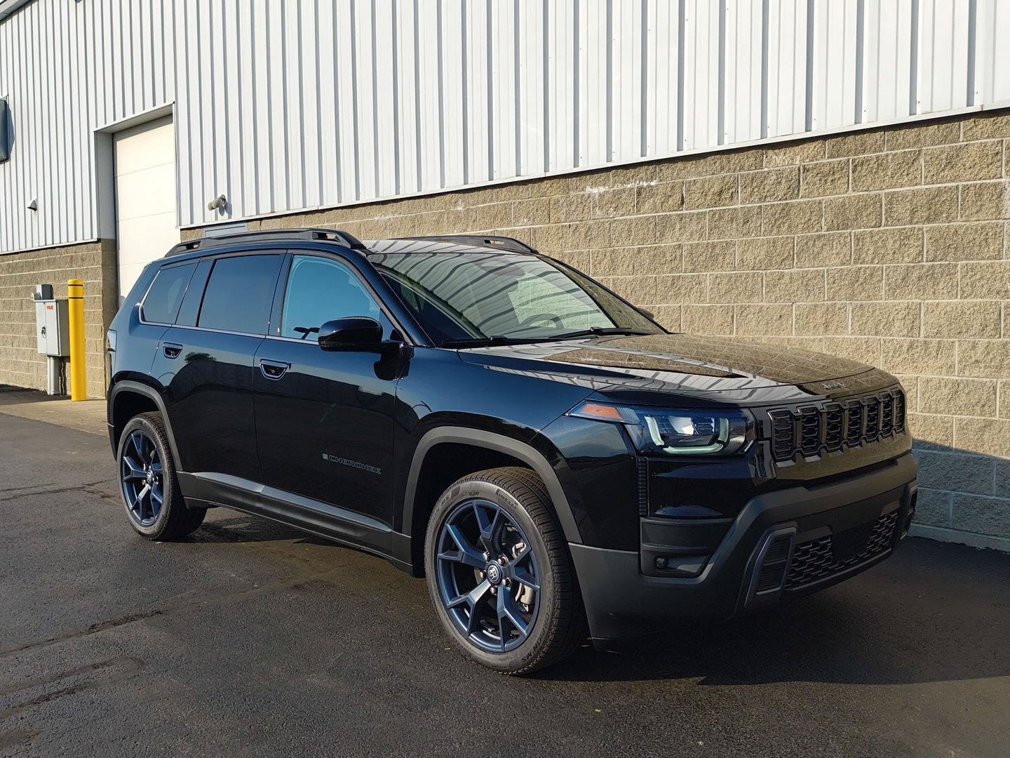 New 2026 Jeep Cherokee Limited AWD/4WD image 2