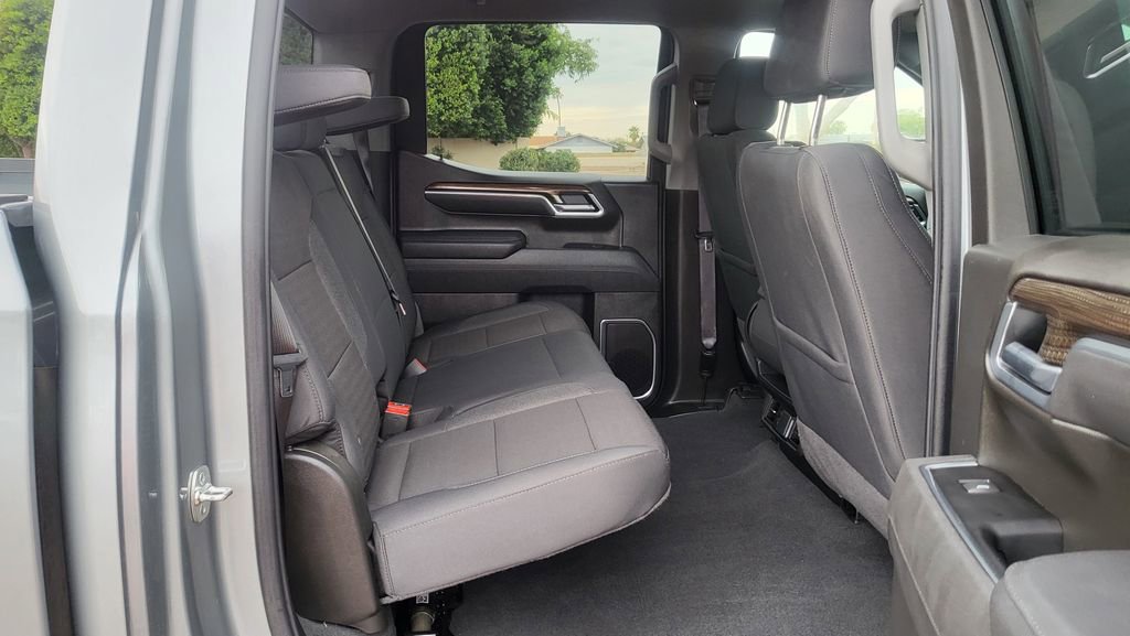 Used 2026 Chevrolet Silverado 1500 LT image 18